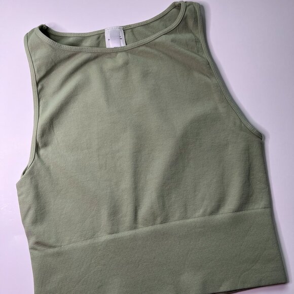 Basil Solid High Neck Crop Top - Picture 3 of 3